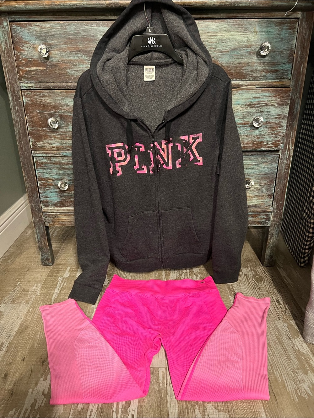 💗VS PINK-2PC Set!Gray/Pink Logo FullZip Hoodie&Pink Fade FullLength Leggings SzL